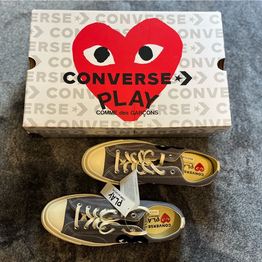 Converse x Comme des Garçons PLAY Chuck 70 - Picture 7 of 13